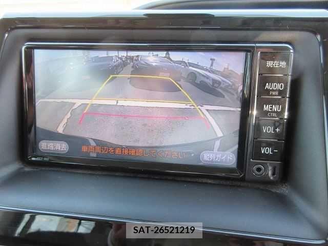 Toyota NOAH 2018-11 279501-4
