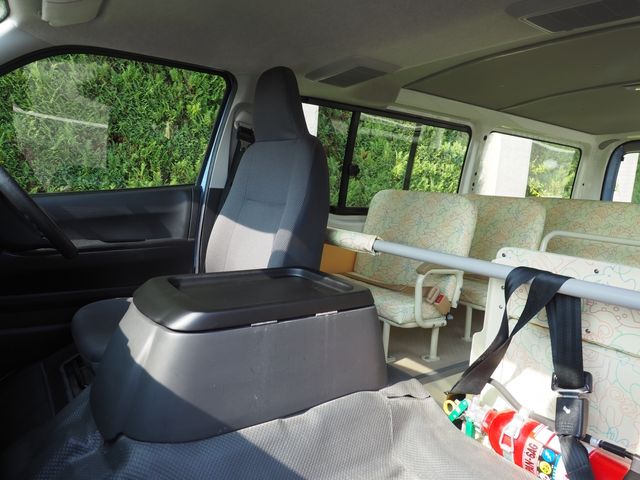 Toyota HIACE VAN 2013-03 20863-9