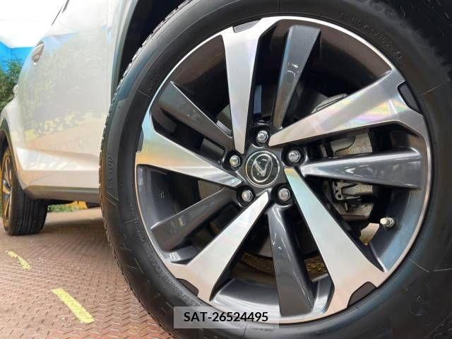 Lexus NX 2018-04 354037-13
