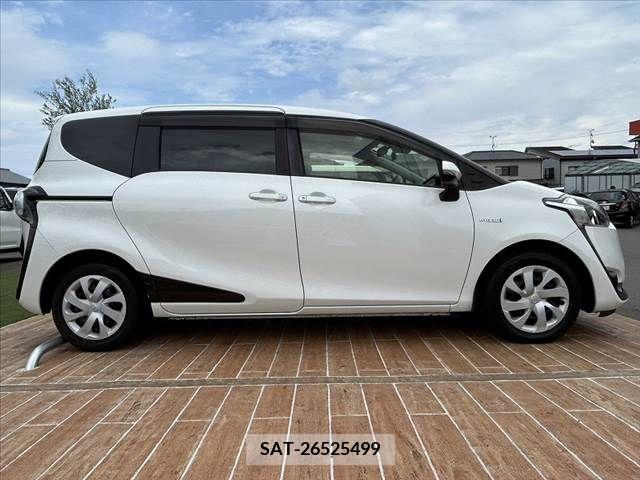 Toyota SIENTA 2016-08 314434-11