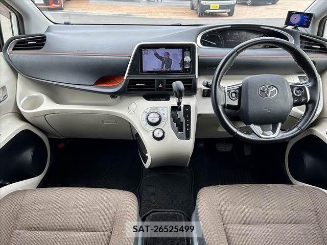 Toyota SIENTA 2016-08 314434-1