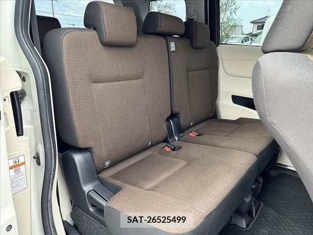 Toyota SIENTA 2016-08 314434-18