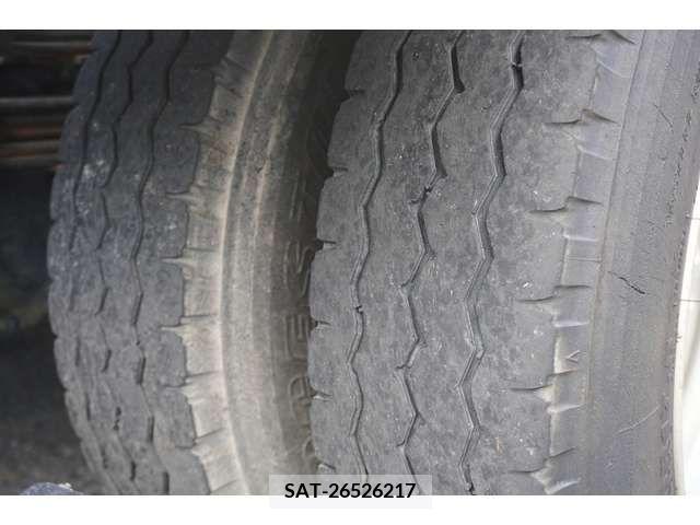 Hino DUTRO 2018-09 348774-10