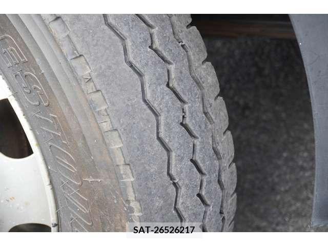 Hino DUTRO 2018-09 348774-9