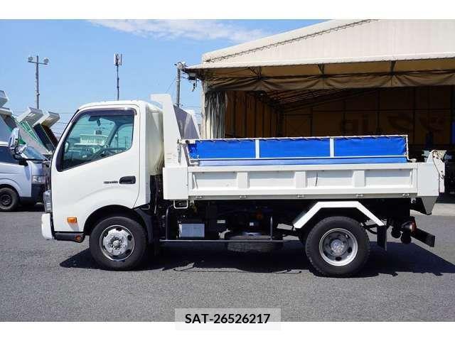 Hino DUTRO 2018-09 348774-2