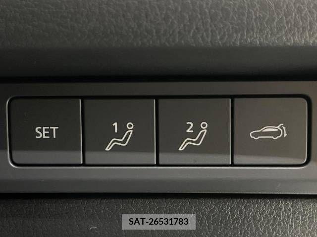 Mazda CX-30 2023-03 210536-6