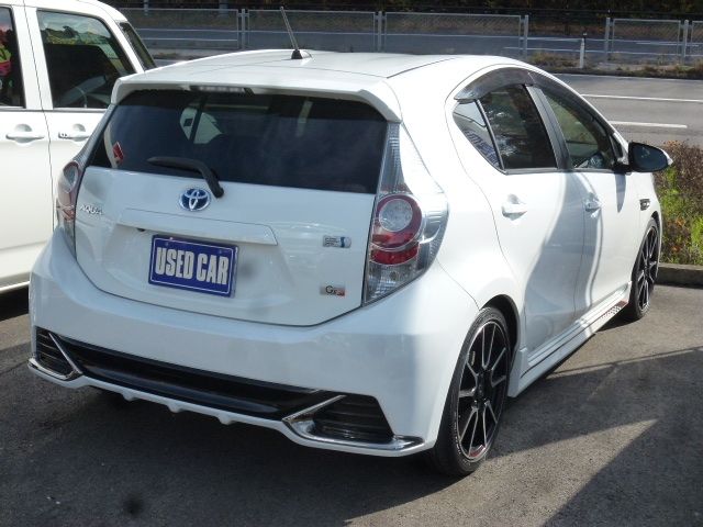 Toyota AQUA 2014-03 26953-4