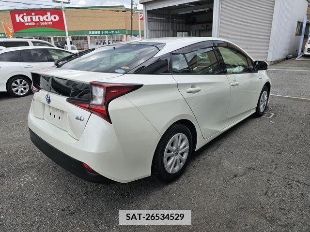 Toyota PRIUS 2019-99 366671-1