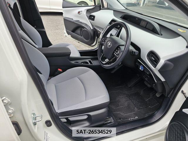 Toyota PRIUS 2019-99 366671-4