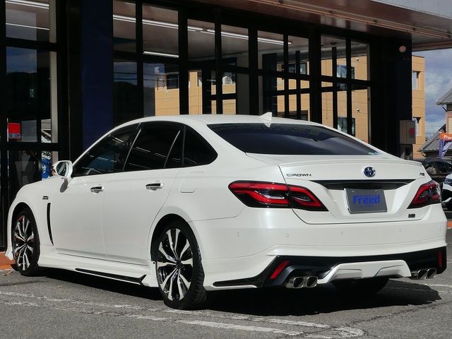 Toyota CROWN SEDAN 2018-10 195007-5