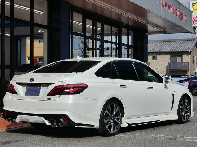 Toyota CROWN SEDAN 2018-10 195007-1