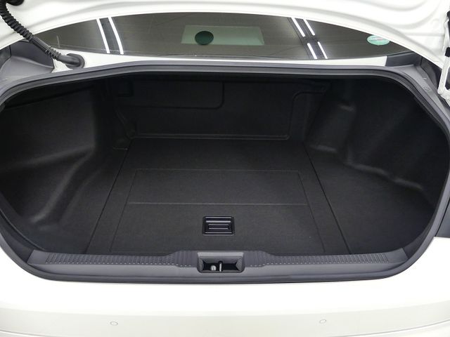 Toyota CROWN SEDAN 2018-10 195007-19