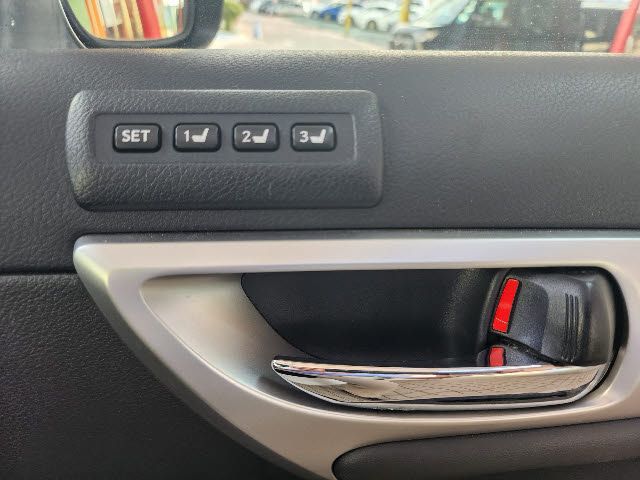 Lexus CT 2011-10 16147-17
