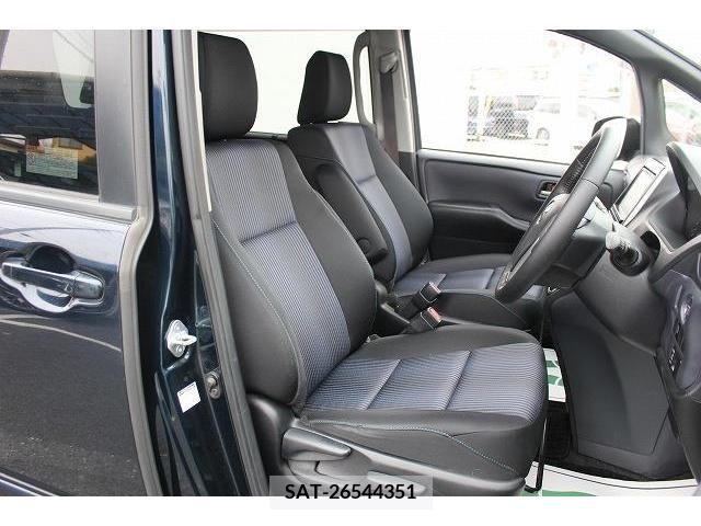 Toyota VOXY 2014-02 225142-14