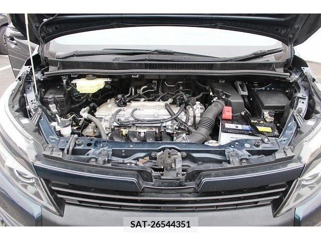 Toyota VOXY 2014-02 225142-19