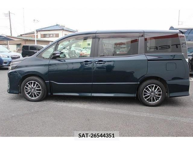 Toyota VOXY 2014-02 225142-10