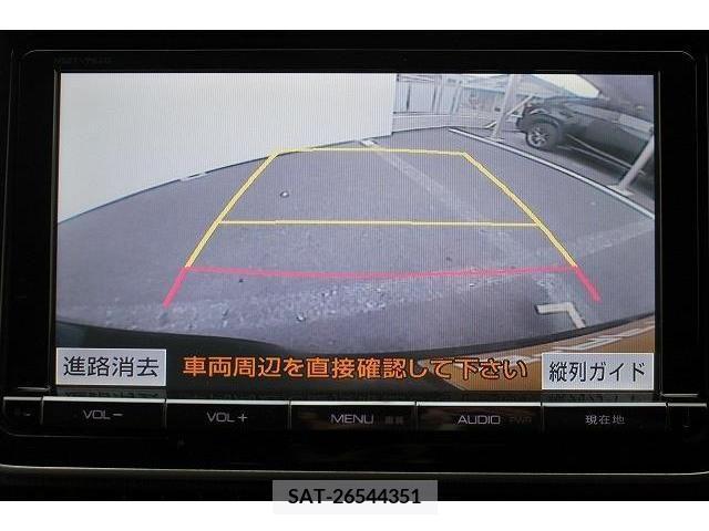 Toyota VOXY 2014-02 225142-4