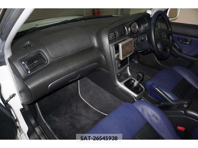 Subaru LEGACY B4 2000-01 329521-19