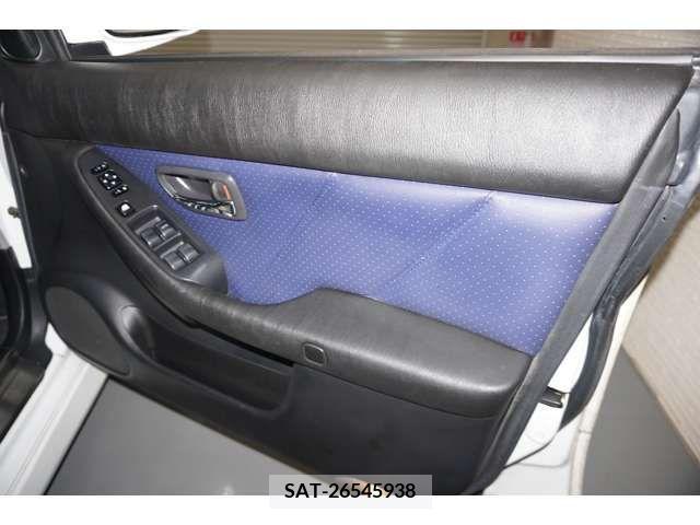 Subaru LEGACY B4 2000-01 329521-18