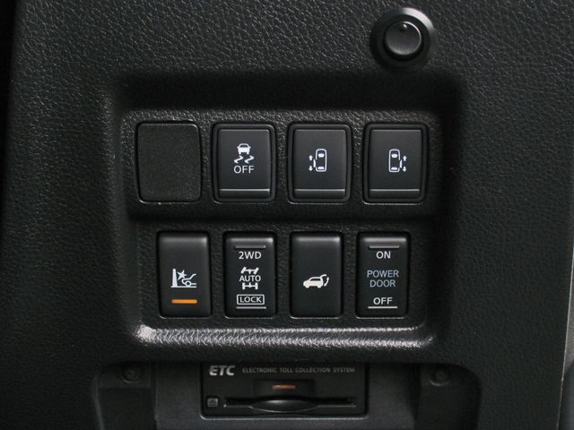 Nissan ELGRAND 2016-03 2910-18