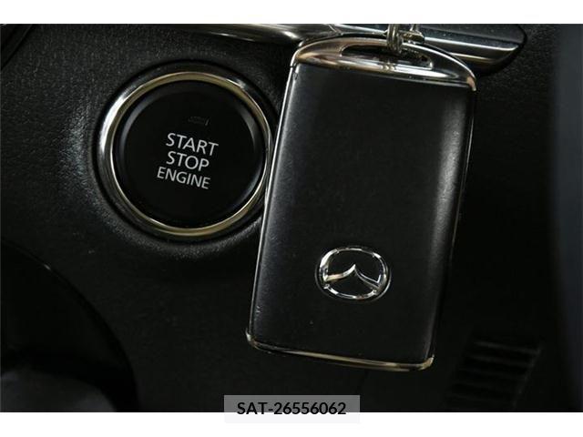 Mazda MAZDA3 2021-09 301091-17