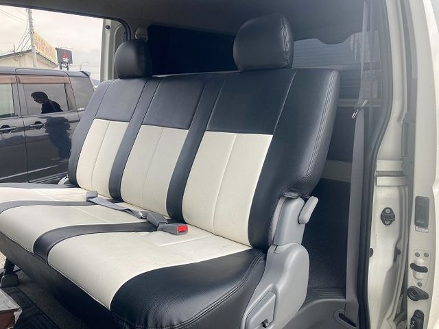 Toyota HIACE VAN 2009-12 186195-8