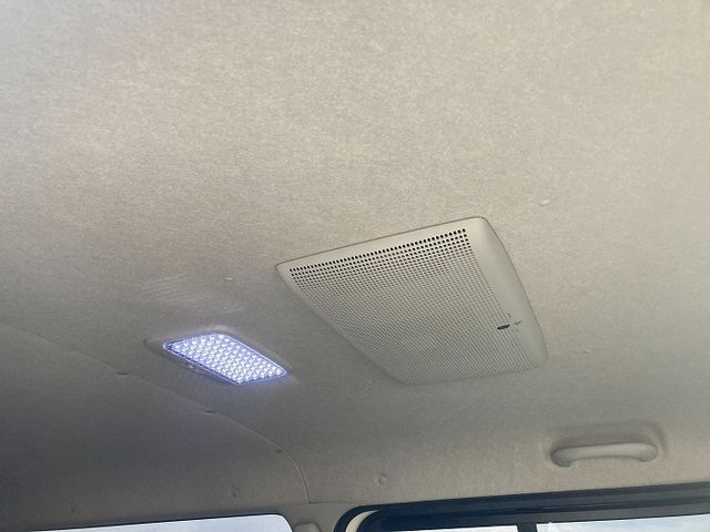 Toyota HIACE VAN 2009-12 186195-11
