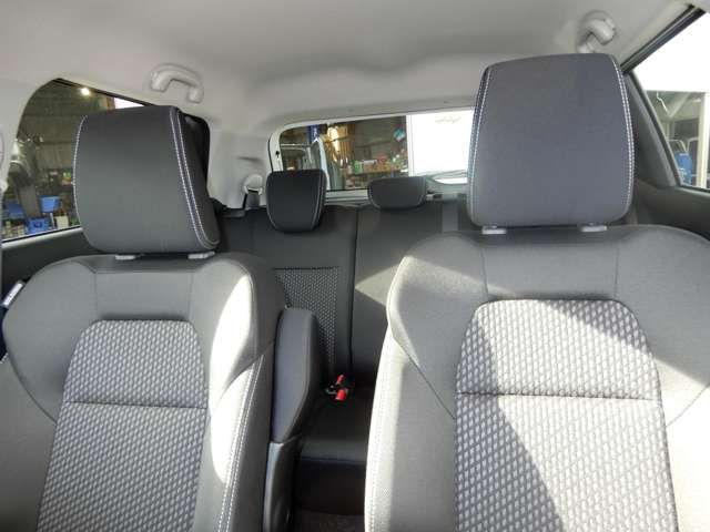 Suzuki SWIFT 2022-03 13649-17