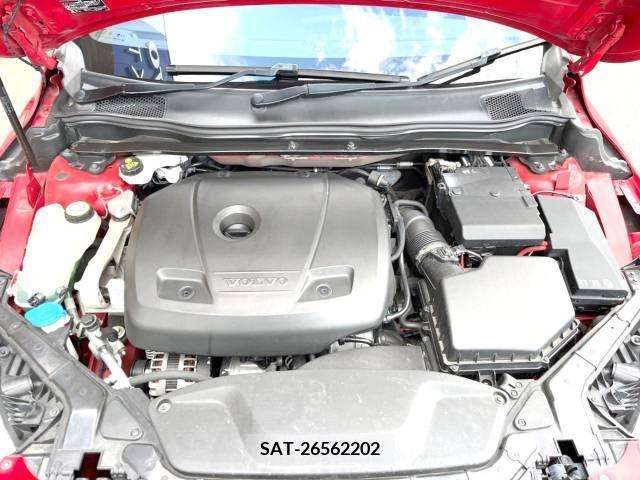 Volvo V40 2015-01 231465-11