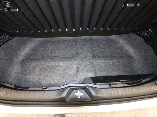 Toyota ESQUIRE 2018-10 25397-9
