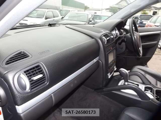 Porsche CAYENNE 2005-11 251269-4