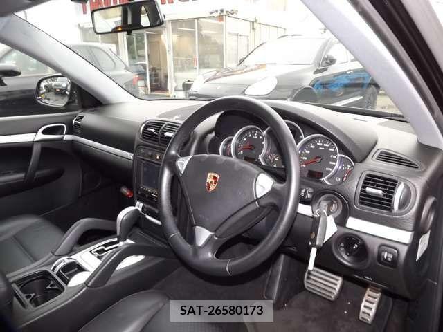 Porsche CAYENNE 2005-11 251269-6