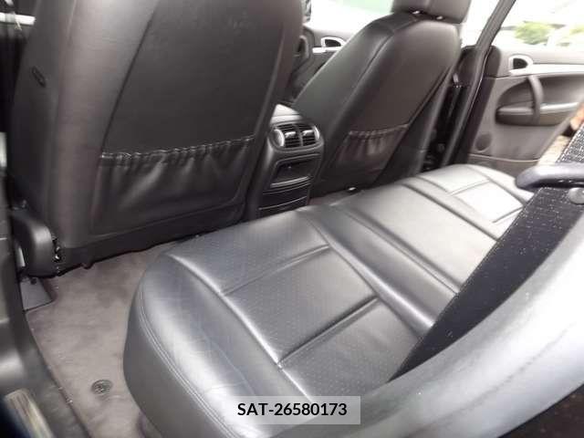 Porsche CAYENNE 2005-11 251269-16