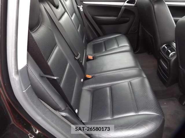 Porsche CAYENNE 2005-11 251269-14