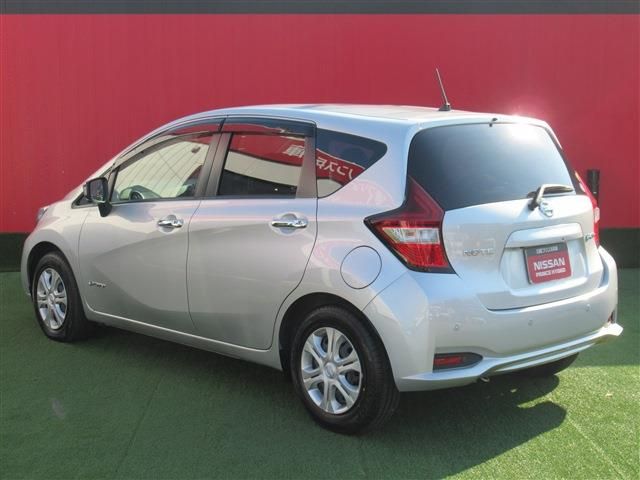 Nissan NOTE 2018-10 191764-1