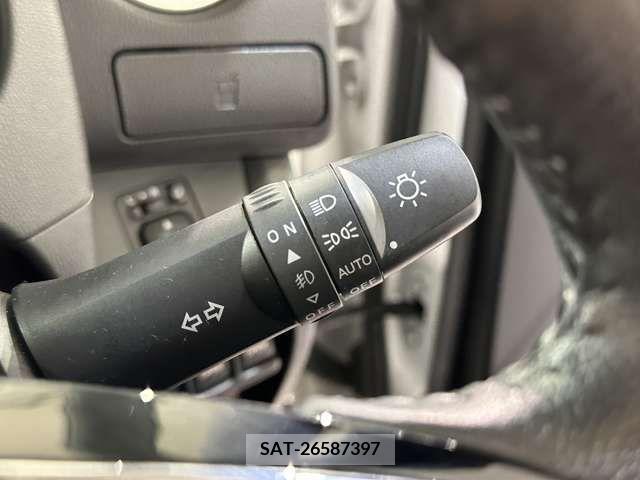 Nissan ROOX 2019-04 323895-16