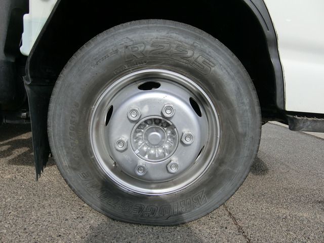 Isuzu ELF TRUCK 2005-01 1157-13