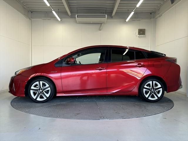 Toyota PRIUS 2016-06 15009-7