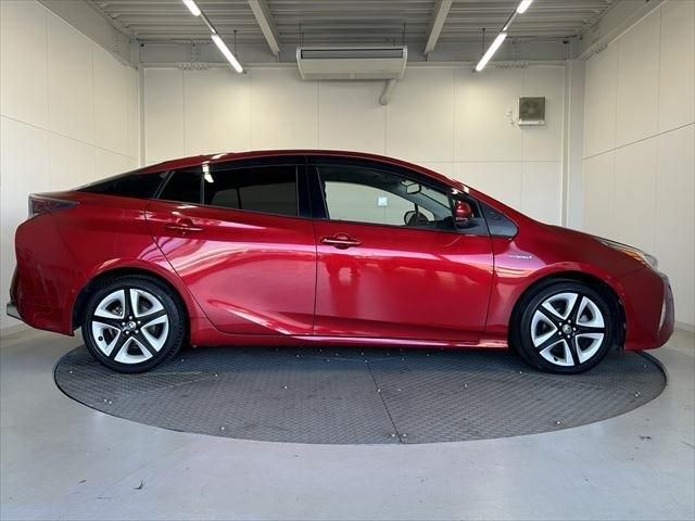 Toyota PRIUS 2016-06 15009-3