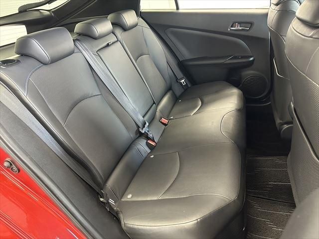 Toyota PRIUS 2016-06 15009-20