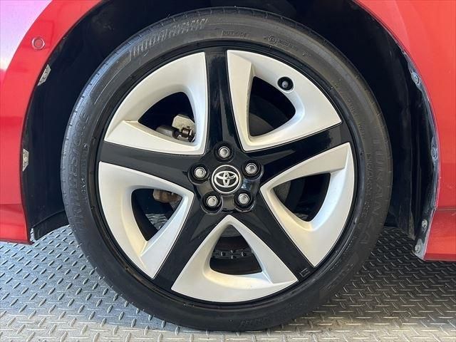 Toyota PRIUS 2016-06 15009-16