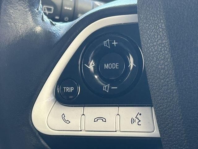 Toyota PRIUS 2016-06 15009-29
