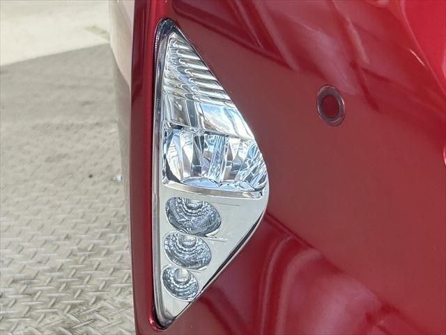 Toyota PRIUS 2016-06 15009-11