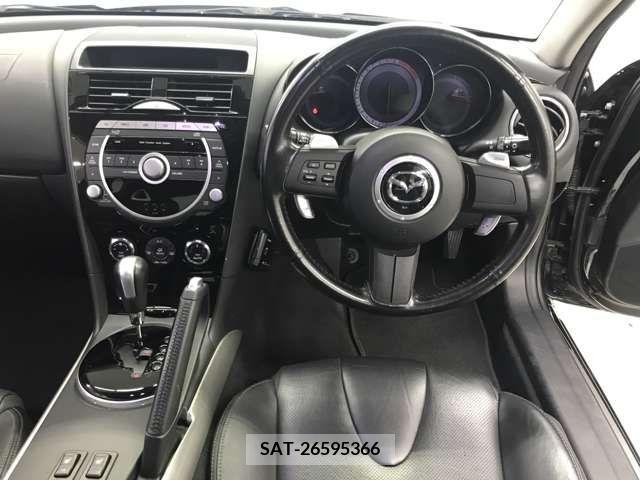 Mazda RX-8 2008-03 207657-7