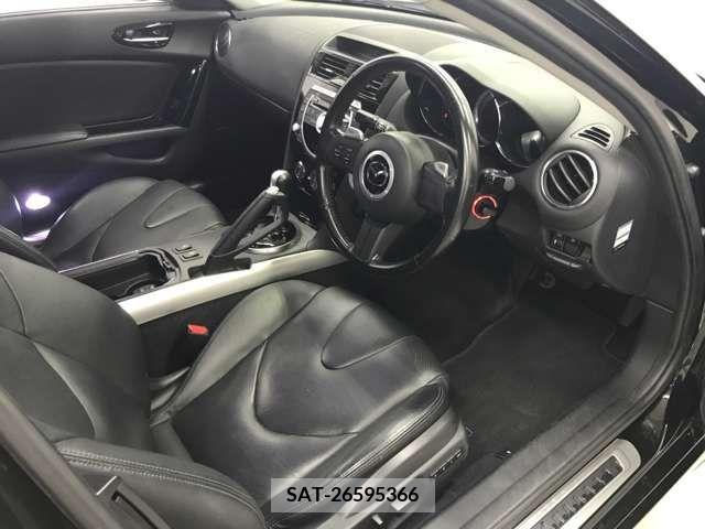 Mazda RX-8 2008-03 207657-6