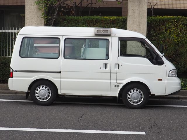 Mazda BONGO VAN 2018-10 195949-17