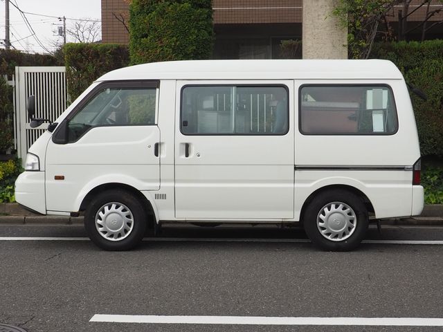 Mazda BONGO VAN 2018-10 195949-14