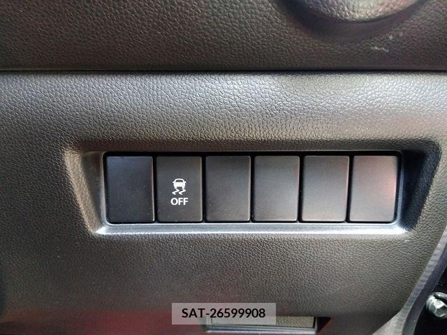 Suzuki SWIFT 2018-02 286594-9