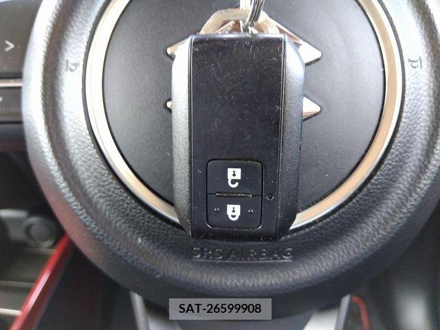 Suzuki SWIFT 2018-02 286594-14