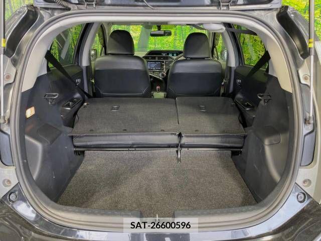 Toyota AQUA 2013-07 260204-8
